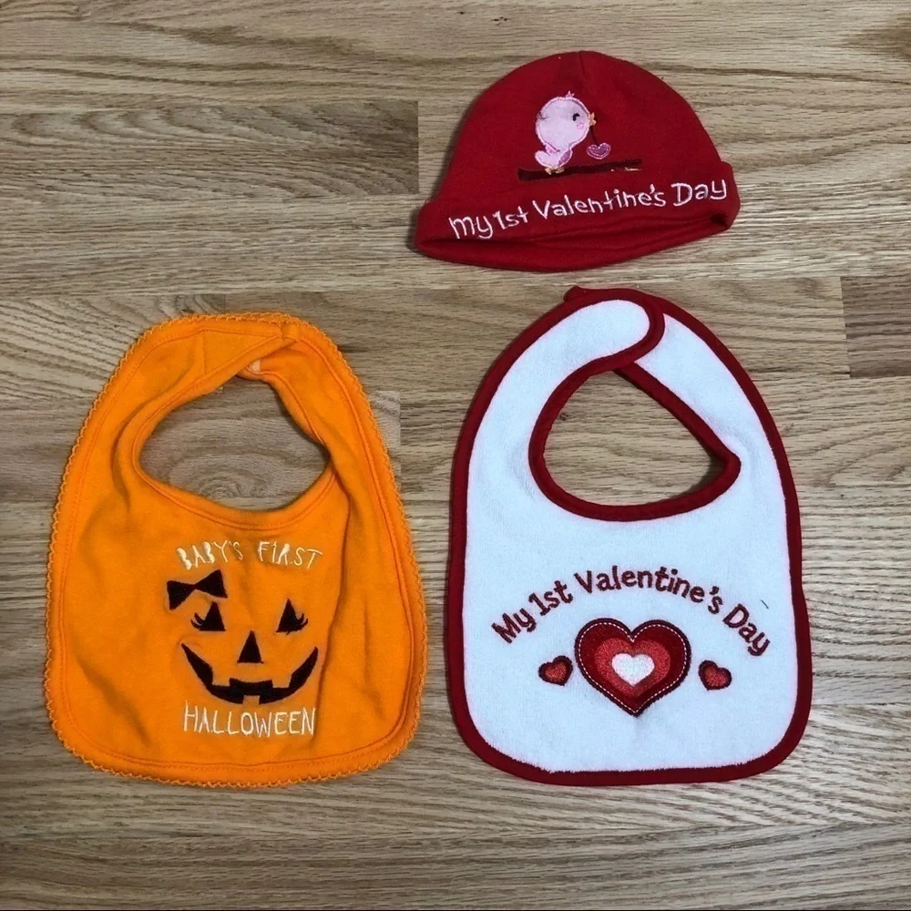 My 1st Valentine’s Day & Halloween Bib with Hat